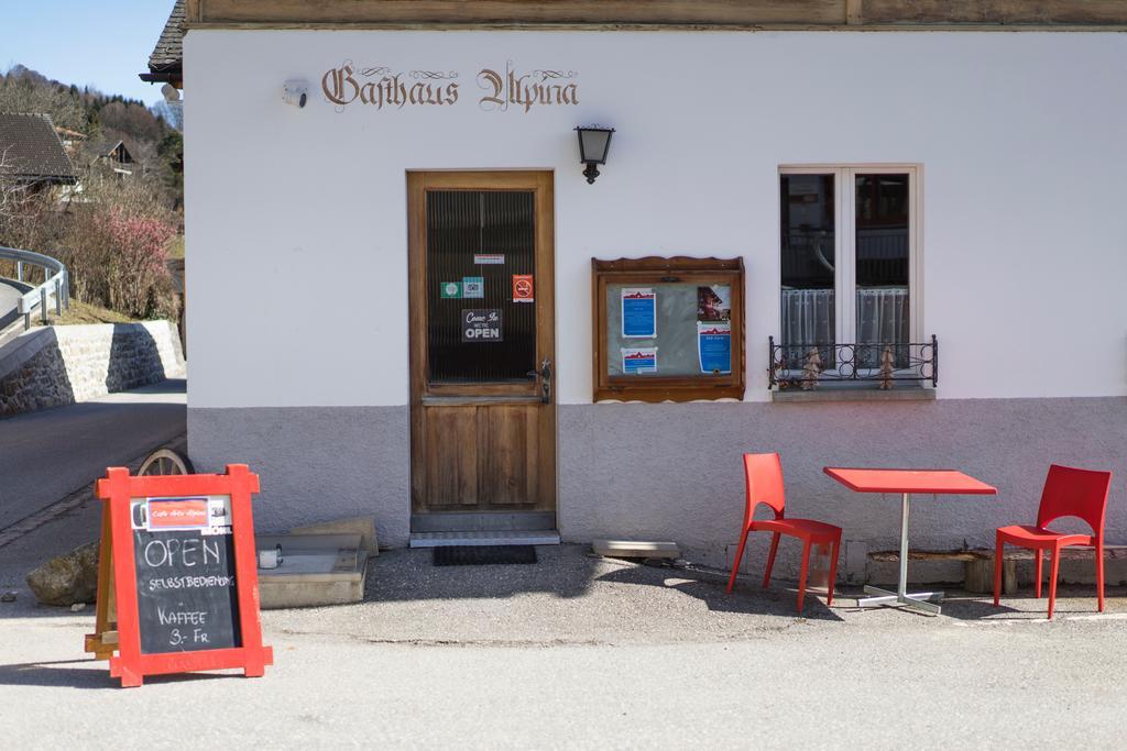 Gaestehaus Alpina In Fanas Eksteriør bilde